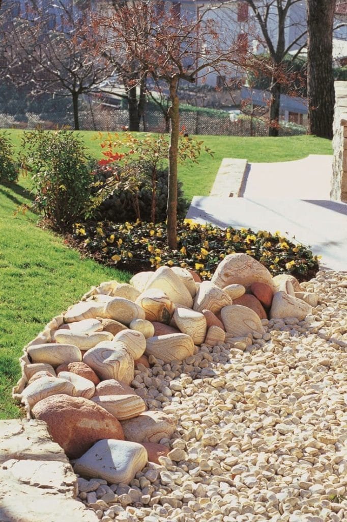 giallo-mori-decorative-pebbles-granulati-zandobbio-532844-rel64a032e0-1-1